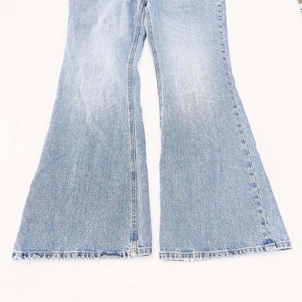 BDG Medium Wash Bootcut Denim Jeans NWT SZ31 - Picture 7 of 8